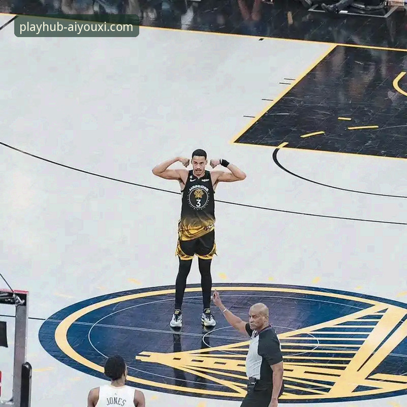 爱游戏体育客户端下载 快船遭鹈鹕20分大逆转深度评测:一场从云端到谷底的比赛体验